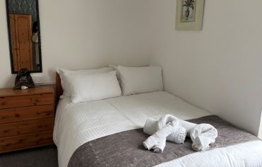 Room 14 – Double Room