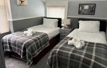 Room 16 – Twin Room