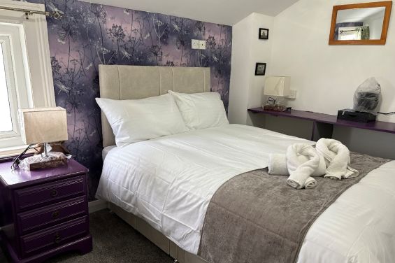 Room 15 – Double Room