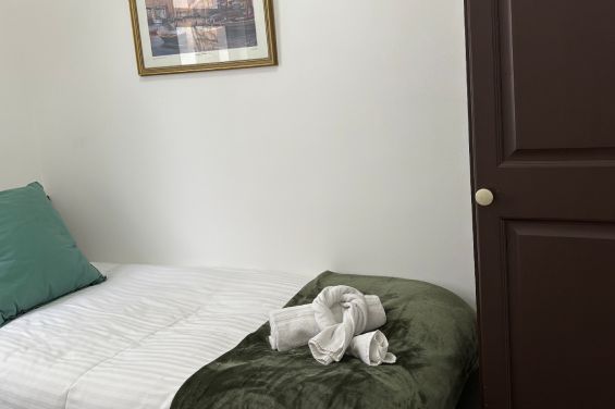 Room 2 – Single Room
