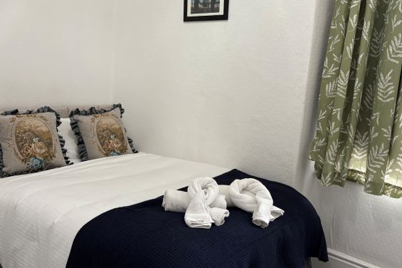 Room 3 – Double Room