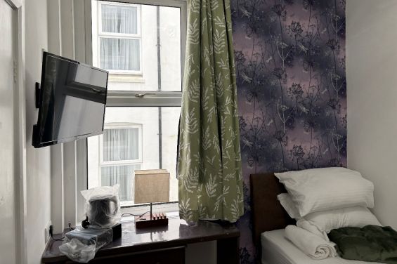 Room 6 – Single Room